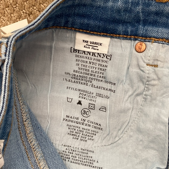 **NWT BLANKNYC Varick Kick Flare Denim Jeans - Size 30 - Picture 5 of 7